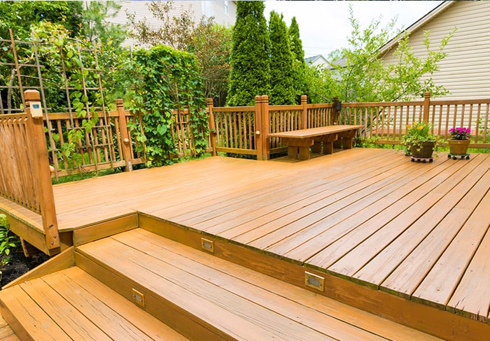Decks and Fence Staining